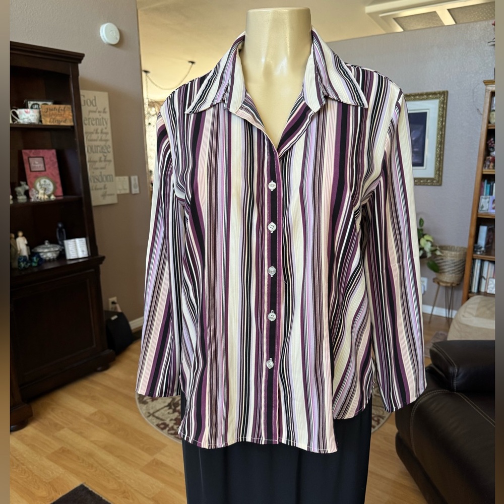 Como striped long sleeve button up blouse-size L